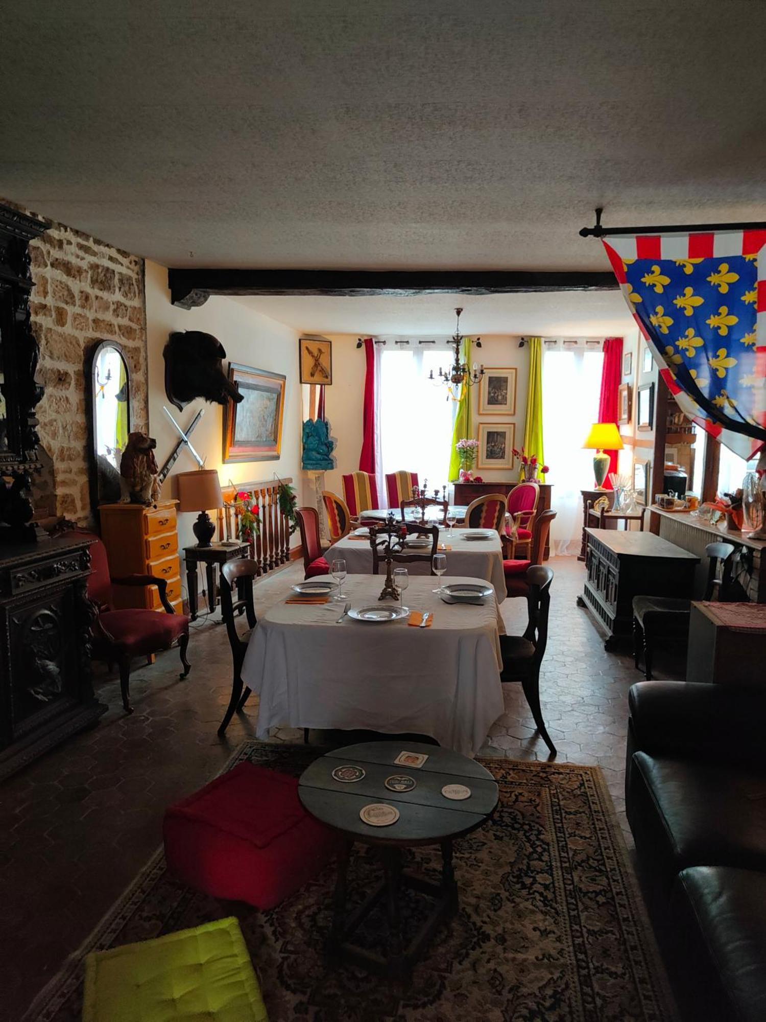 La Taniere Des Tanneries Bed & Breakfast Tonnerre Exterior photo